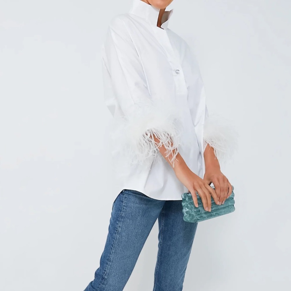 White Feather Willow Blouse
TUCKERNUCK